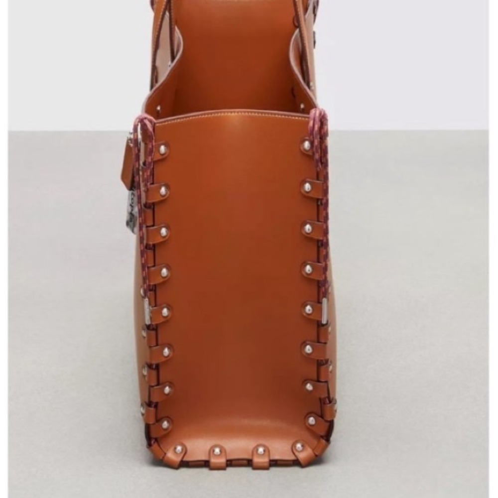 Coachtopia The Re-Laceable Tote: Large - Picture 4 of 12
